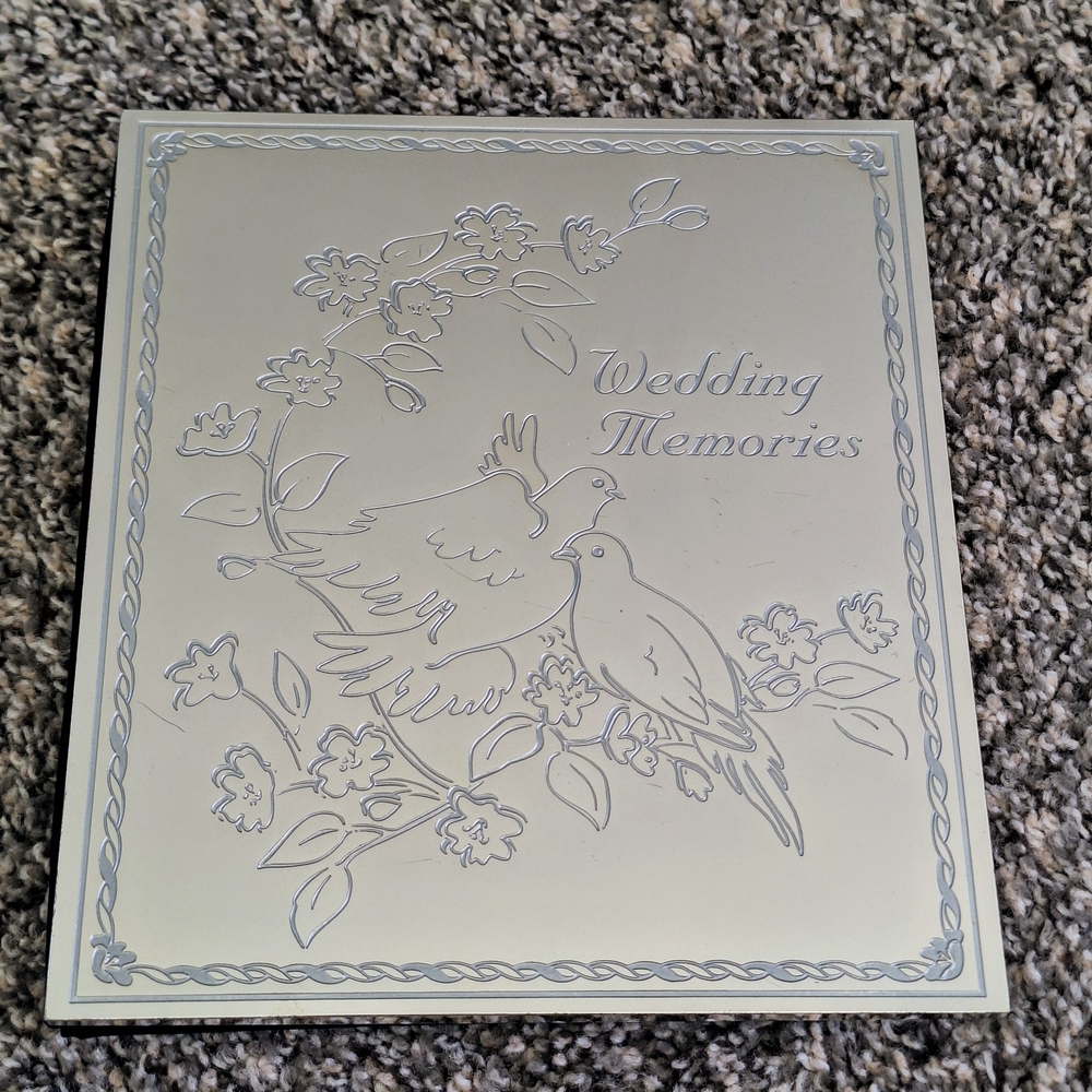 Elegant Wedding Memories Album